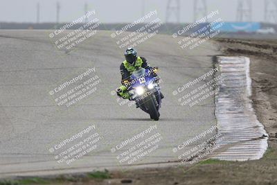 media/Nov-29-2025-TrackDaz (Sat) [[10ae2d9bce]]/A Group/Session 3 (Outside Grapevine)/